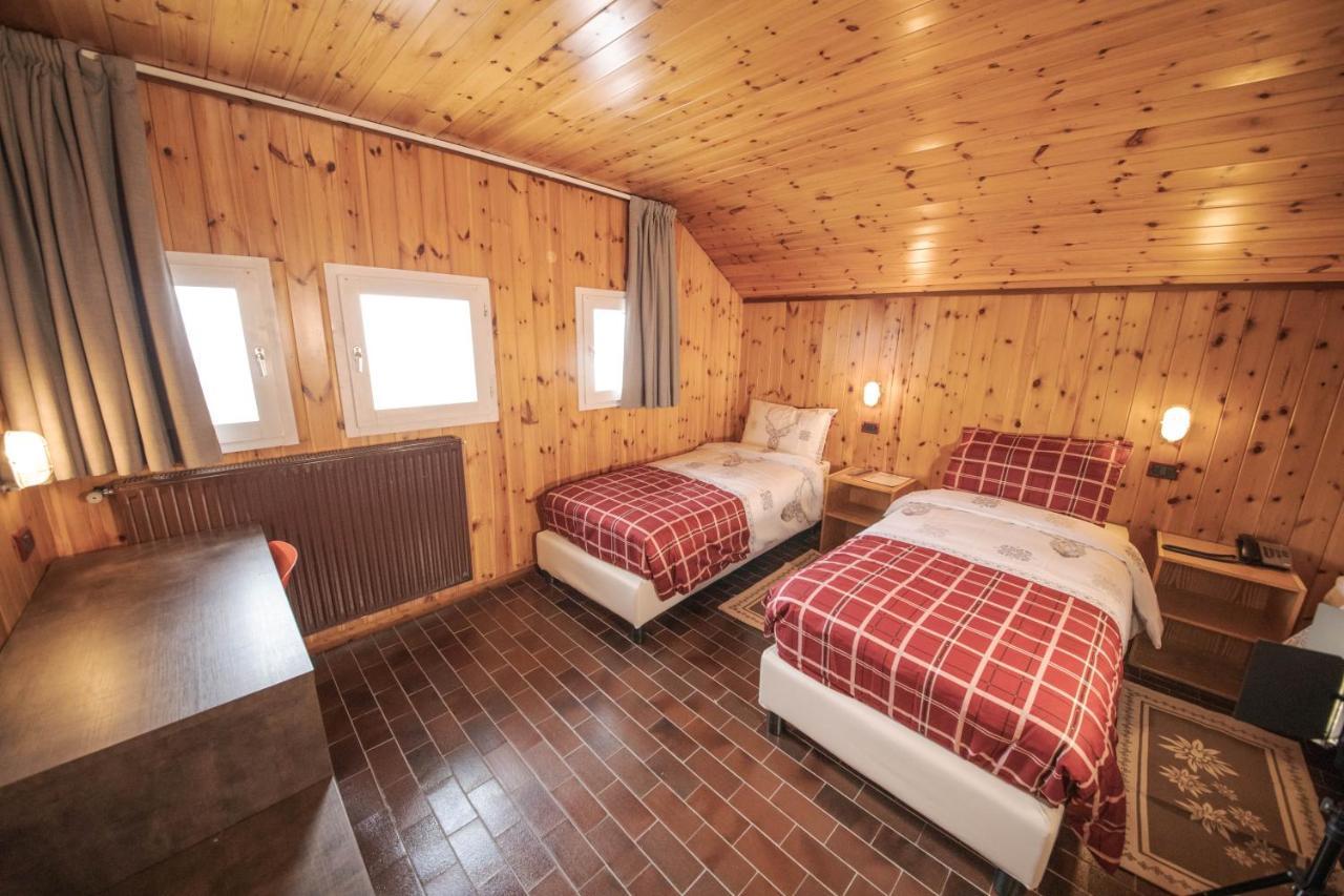 Albergo Quarto Pirovano Passo Stelvio Buitenkant foto
