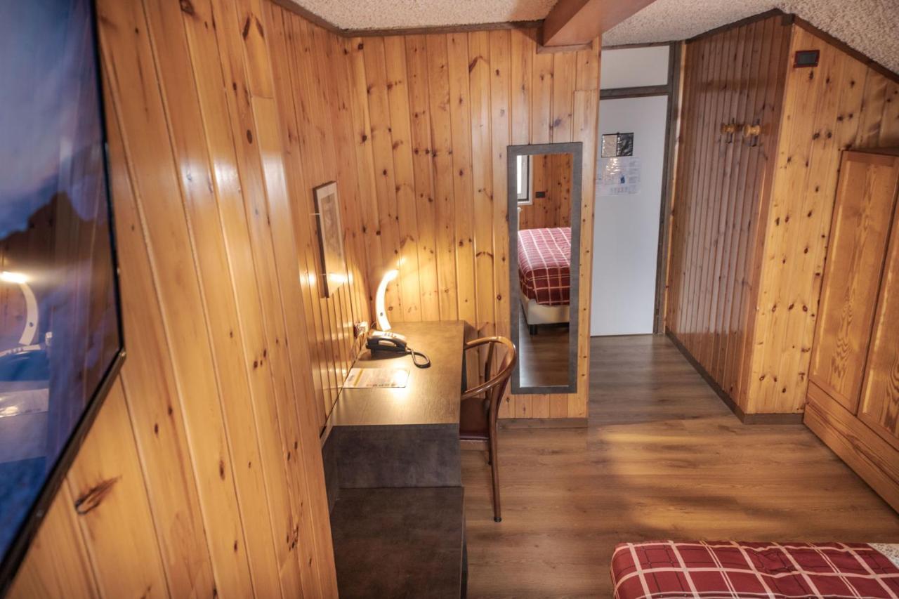 Albergo Quarto Pirovano Passo Stelvio Buitenkant foto