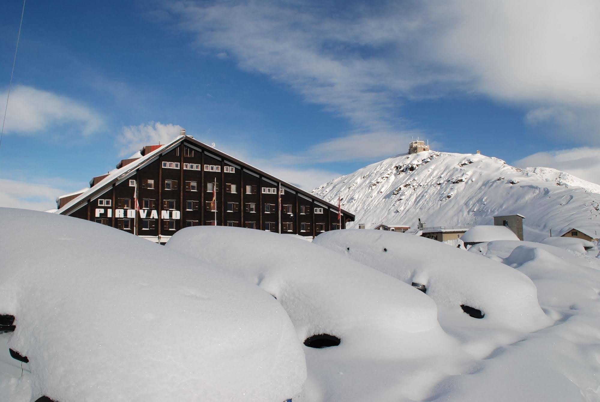 Albergo Quarto Pirovano Passo Stelvio Buitenkant foto
