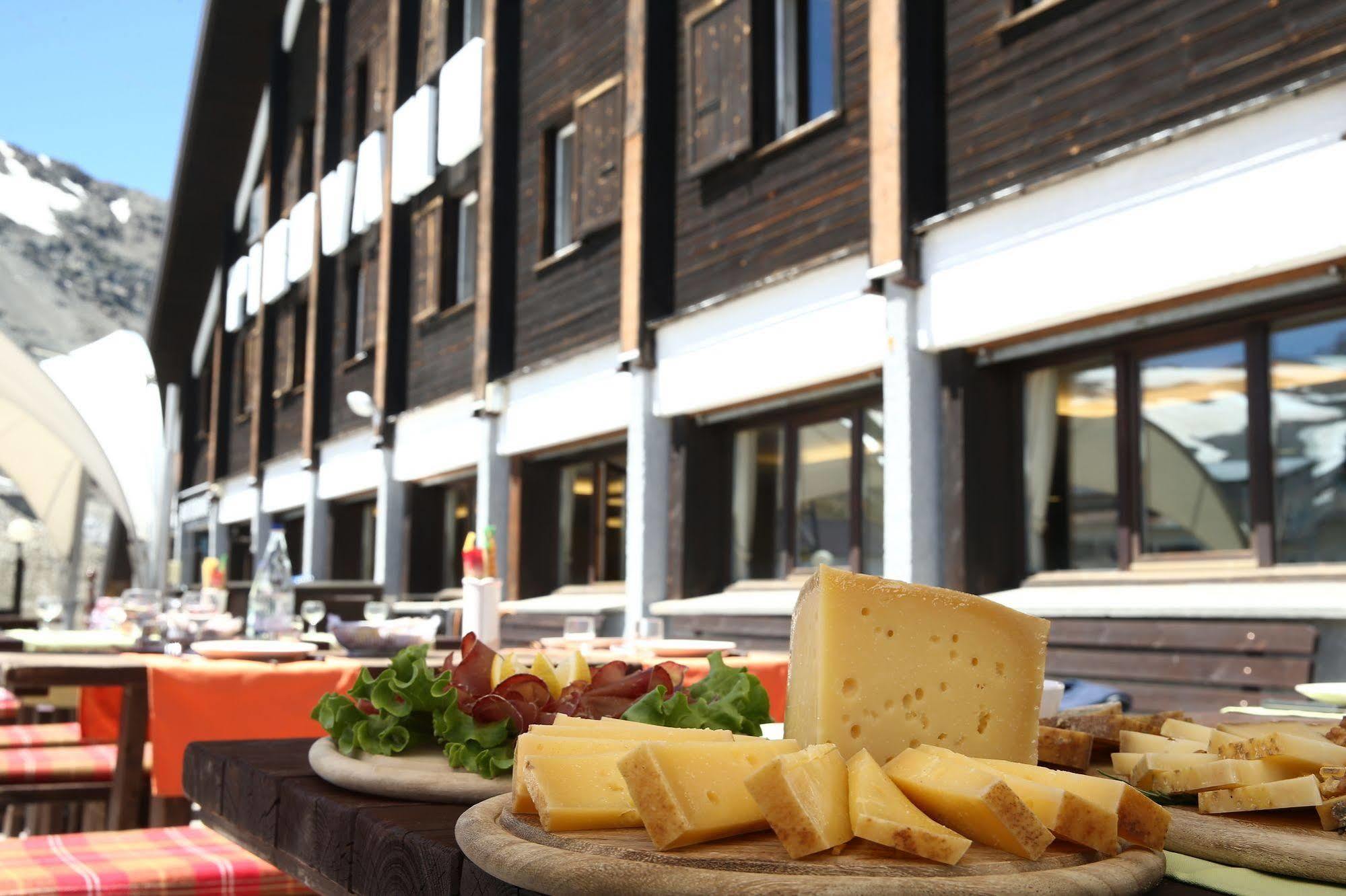 Albergo Quarto Pirovano Passo Stelvio Buitenkant foto