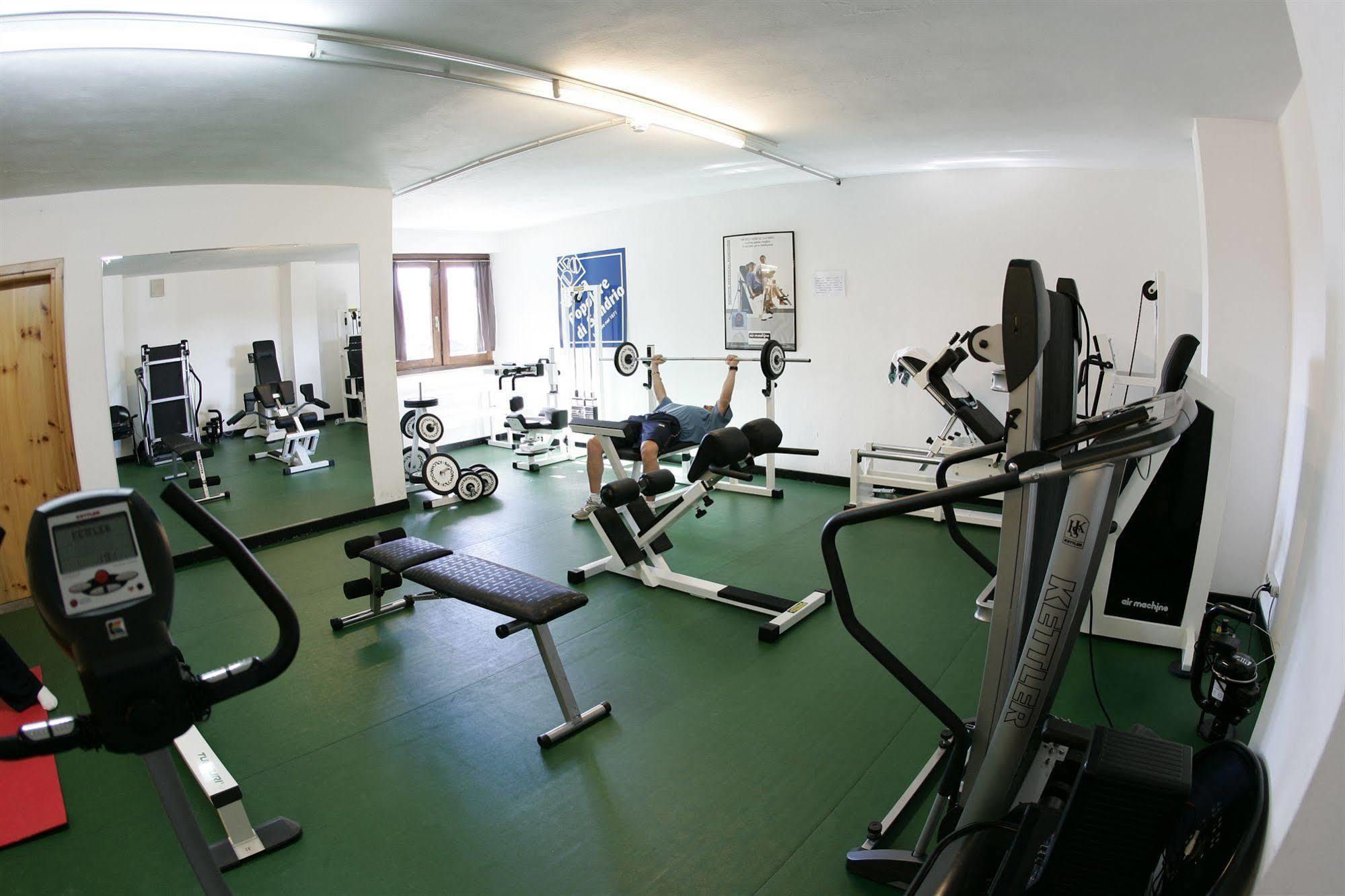 Albergo Quarto Pirovano Passo Stelvio Buitenkant foto